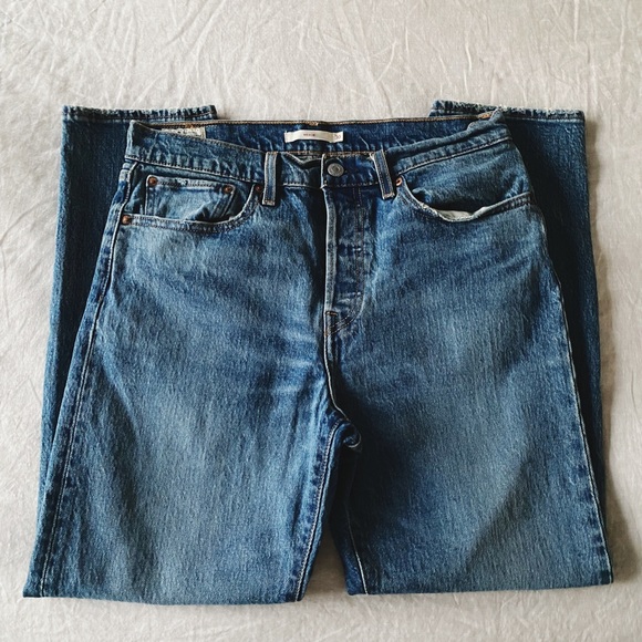 Levi’s Wedgie Button Fly Jean - Picture 2 of 8